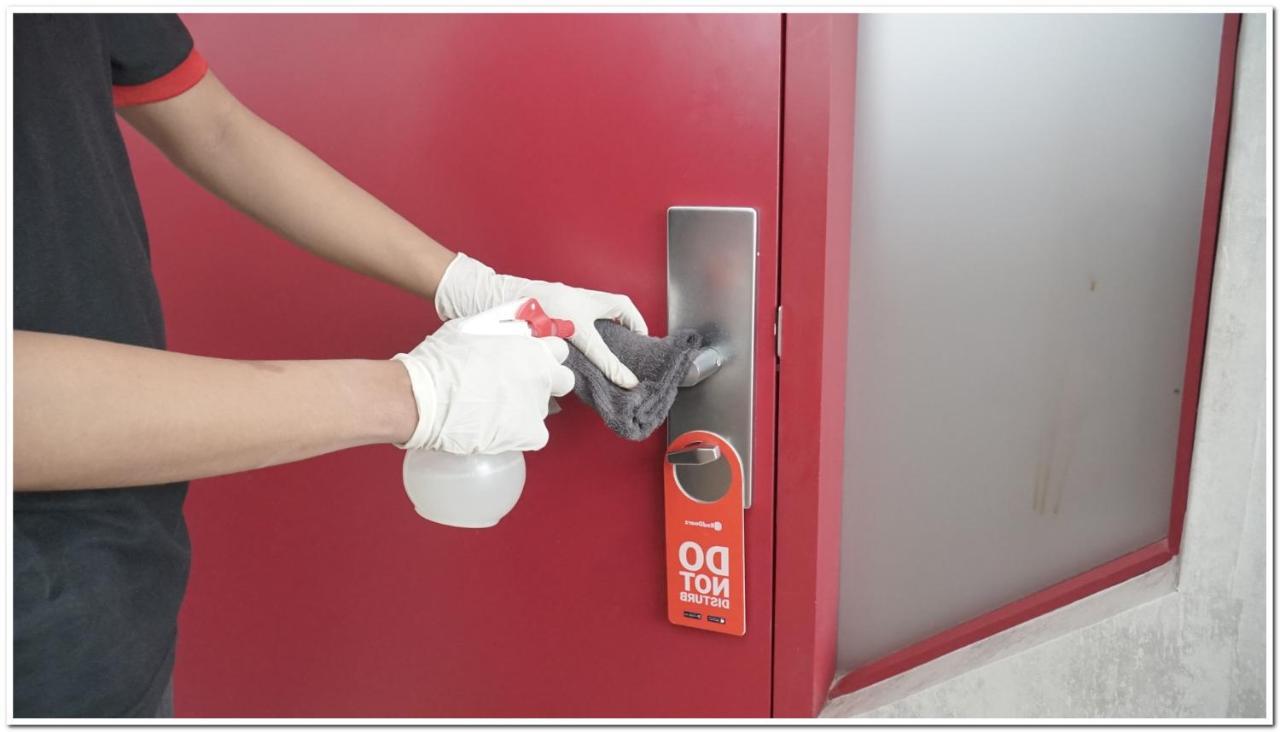 Reddoorz Plus Near Chadstone Mall Bekasi Exteriér fotografie